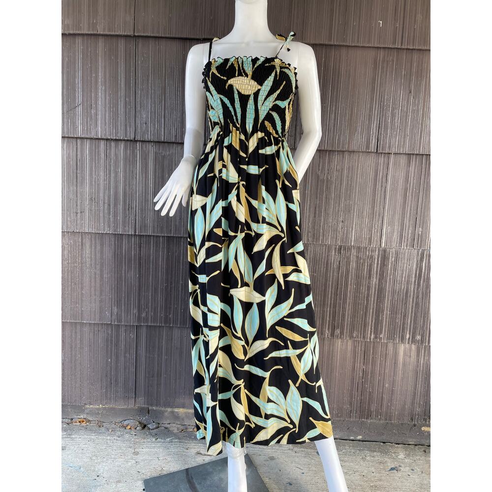 🔥NWT Shannon Marie Hawaii Tropical Beachy Bohemian Resort Cruise Smocked Dress